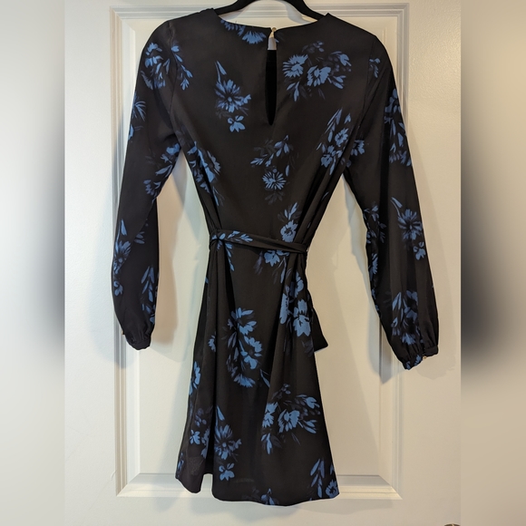 H&M Dress - Picture 2 of 5